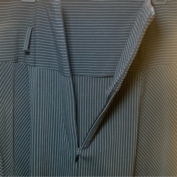 Stretch Pen-striped Pencil Skirt 26” Size Small - Picture 4 of 6